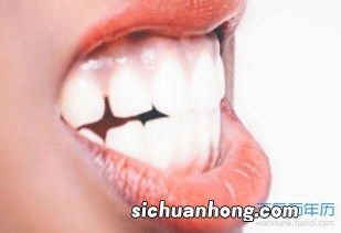 梦见自己的牙齿掉了