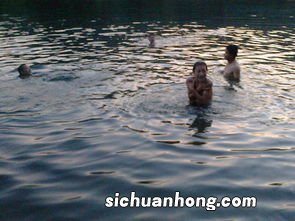 梦到自己被水淹了什么意思