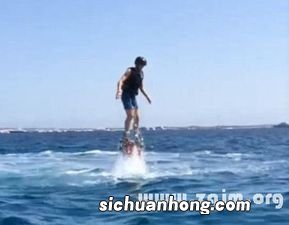 梦见在水上行走