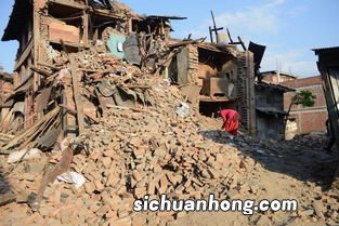 男人梦见别人房屋倒塌