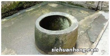 梦见井里没水了什么意思