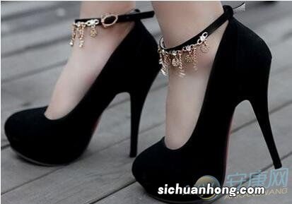 女人梦见自己的鞋被别人穿走