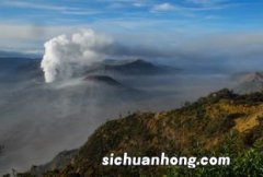 女人梦见山崩逃跑成功