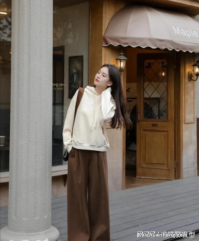 “阔腿裤”才是时尚百搭的单品!简约随意又舒适,不挑身材又高级