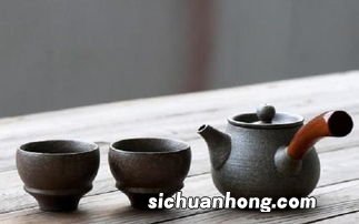 明代的散茶保存采用什么茶具