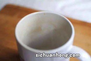 跑过茶叶的杯子上有白点是什么原因