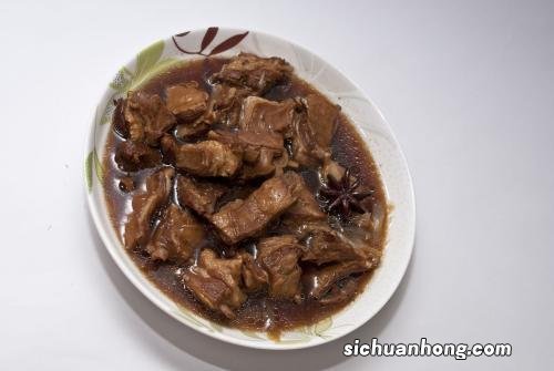 兔子肉搭配什么一起炖