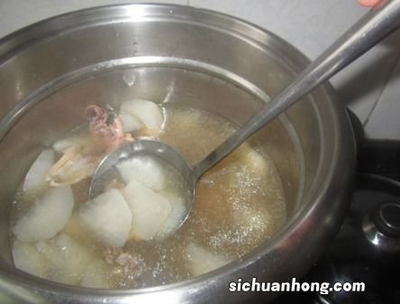 土茯苓煲汤放什么豆煲