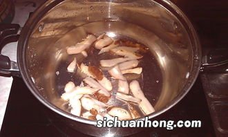 香菇炖瘦肉怎么做