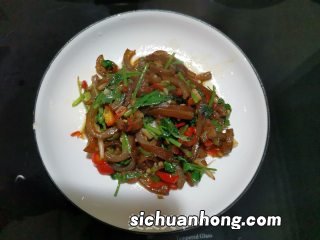 香菜红辣椒怎么做好吃