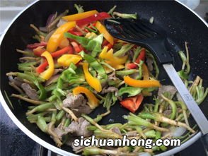 香菜根怎么炒好吃吗