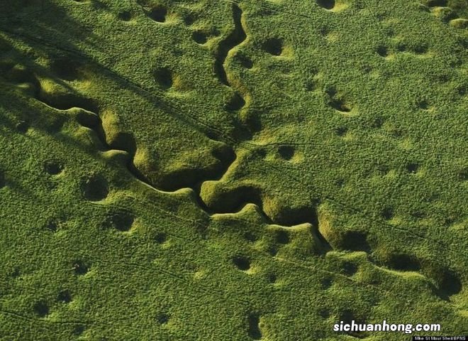 一组荒凉废墟的照片,被大自然的无情力量深深震撼了!