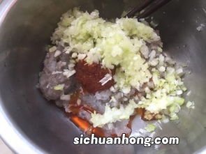 虾仁蒜苔馅饺子馅怎么做好吃