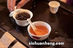 下雨天适合什么茶