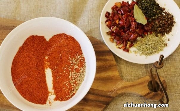 自制辣椒油需要怎么做?辣椒油的食用禁忌主要有哪些?