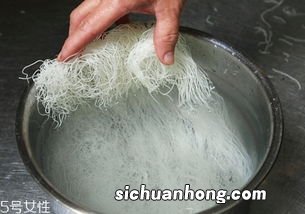 炒米线需要泡多久