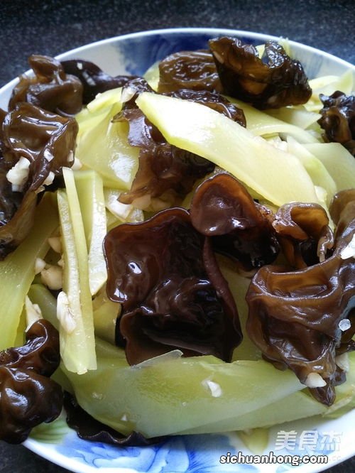 莴苣拌木耳怎么做好吃