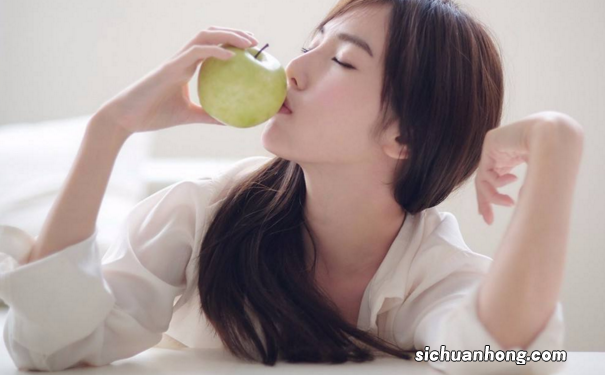 怎样让女人年轻几岁？让女人年轻几岁的秘诀有哪些？