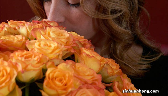 情人节送几朵玫瑰比较好一点 情人节送几朵玫瑰比较好