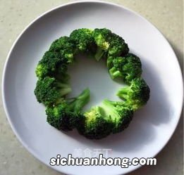 开水焯墨鱼仔要多久
