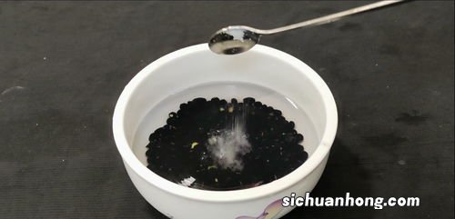 黑豆泡多久可以炖汤