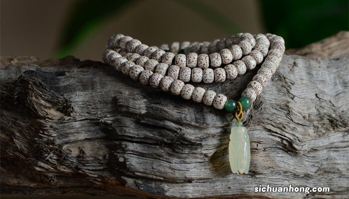 白玉菩提变色8个过程图 白玉菩提盘多久会变色