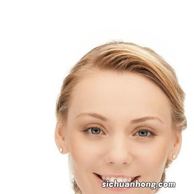 上嘴唇长痘怎么办