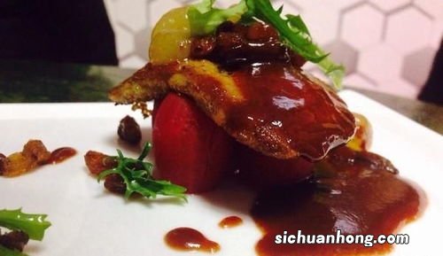 为什么鹅肝要配红酒