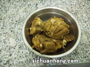 大骨肉煮多久