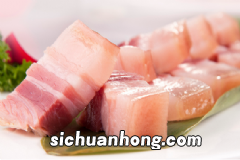 炒菜怎样加水最好？烧蔬菜有哪些需要注意的事项？