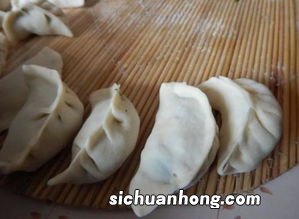 香菇馅的饺子要蒸多久