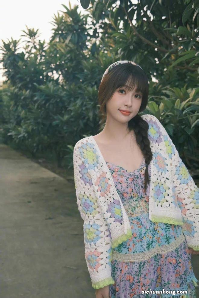 时髦软糯针织衫,降温天“随便穿穿”