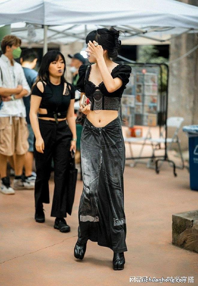 这双鞋为什么这么火,时髦人士都在穿它!