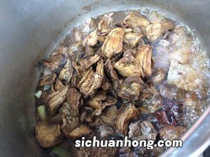 茄子牛肉煲怎么做