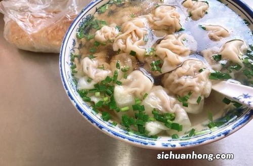 吃馄饨配什么小菜