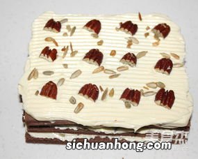 巧克力脆底蛋糕怎么做的