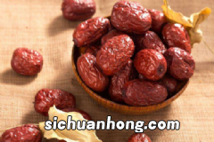 常吃黑豆的好处有哪些？黑豆有哪些进补的功效？