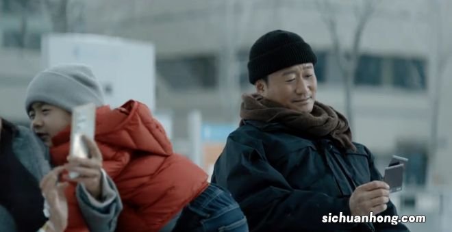 《流浪地球2》被人民日报点评,言辞犀利,字字说到观众的心坎里