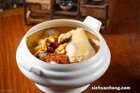用什么炖鸡汤