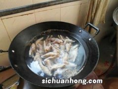 泡酸辣鸡爪怎么做好吃