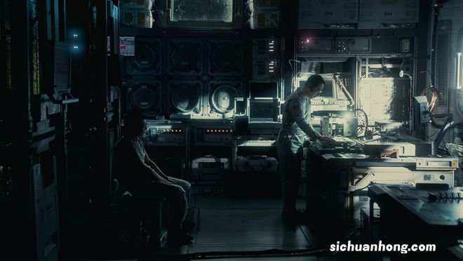 吴京刘德华谈《流浪地球2》:15米水深拍戏很恐惧,会有第三部