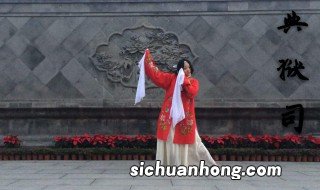 典狱司讲的是什么故事 这个故事你看懂了吗