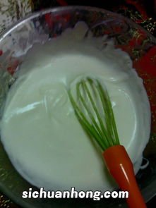 淡奶油手动打发要多久