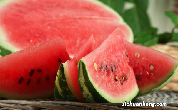 夏季吃什么下火快呢?夏季如何预防上火?