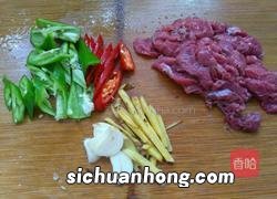 牛肉萝卜的萝卜怎么切