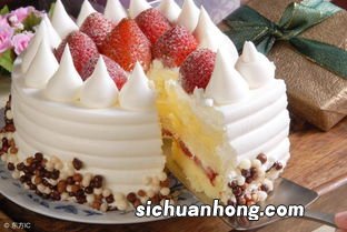 蛋糕上的奶油为什么不要吃
