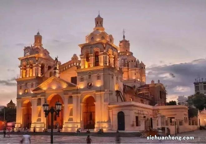 全球各国的地标建筑,太珍贵了!值得收藏~