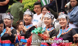 少数民族的风俗有哪些 少数民族的风俗介绍