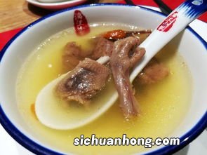 老鸭田螺汤什么做