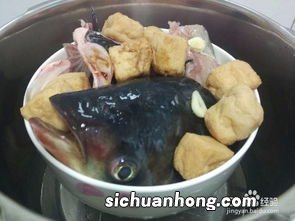 鱼头跟什么煮最有营养